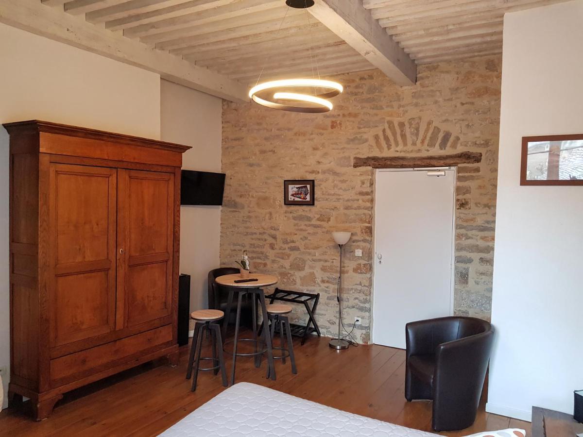 Maison d'Eusébia Château-Chalon Extérieur photo