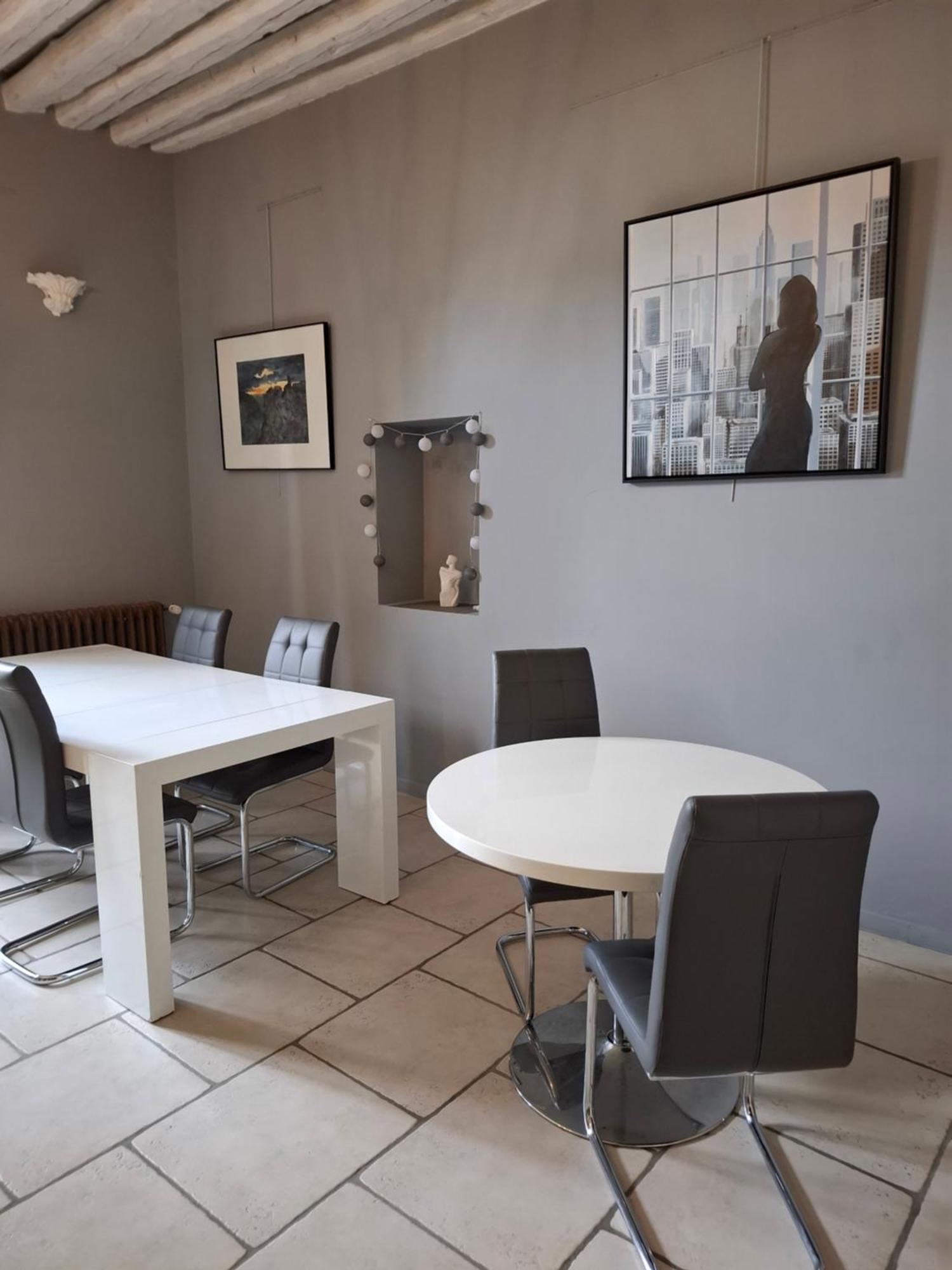 Maison d'Eusébia Château-Chalon Extérieur photo